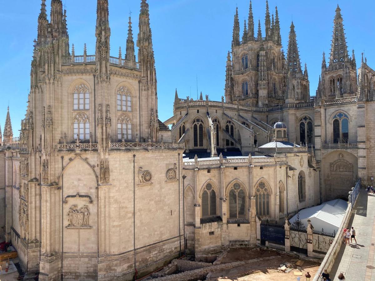 Contemplando La Catedral By Exclusive Burgos Apartments Buitenkant foto